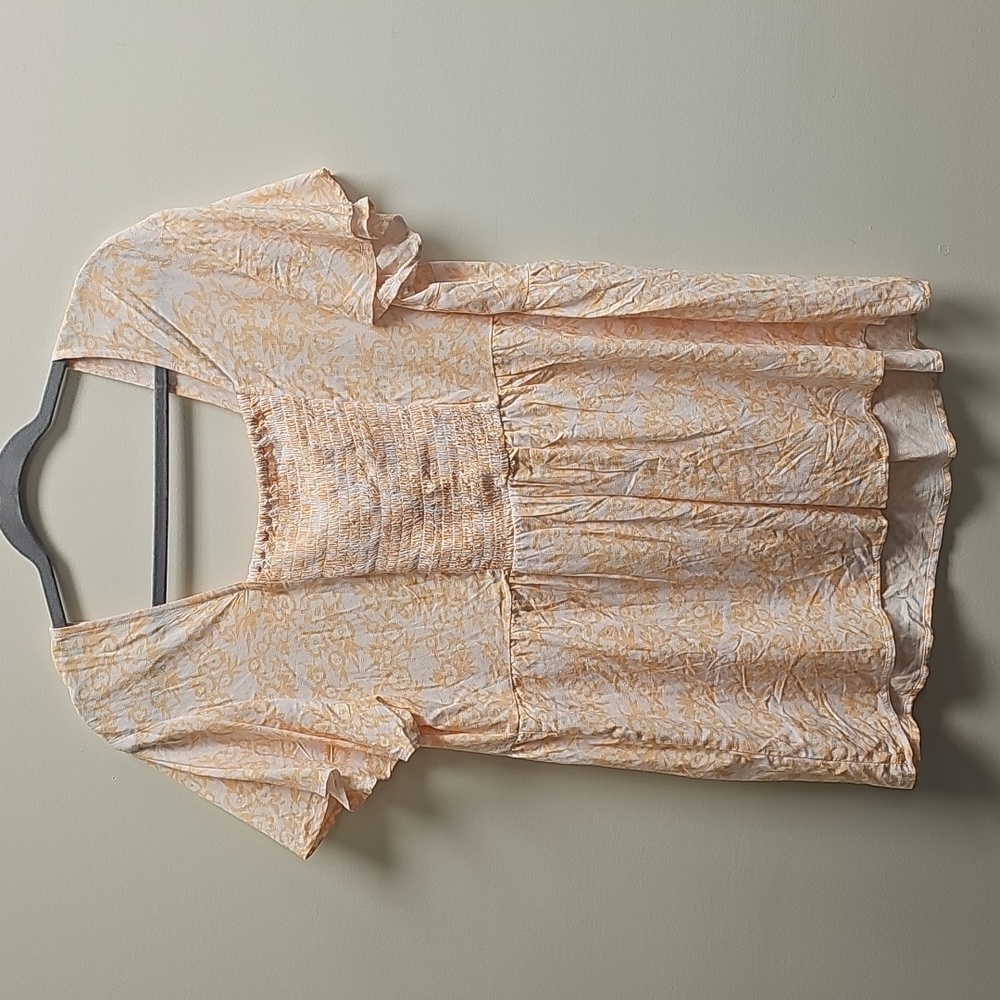 Isabel Maternity by Ingrid & Isabel Peach Floral Blouse - Picture 2 of 2